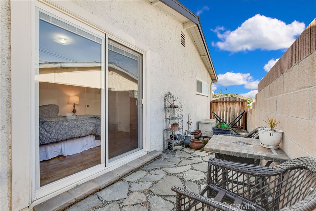 846 Caballo Avenue