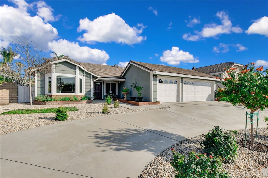 4744 Esperanza Drive