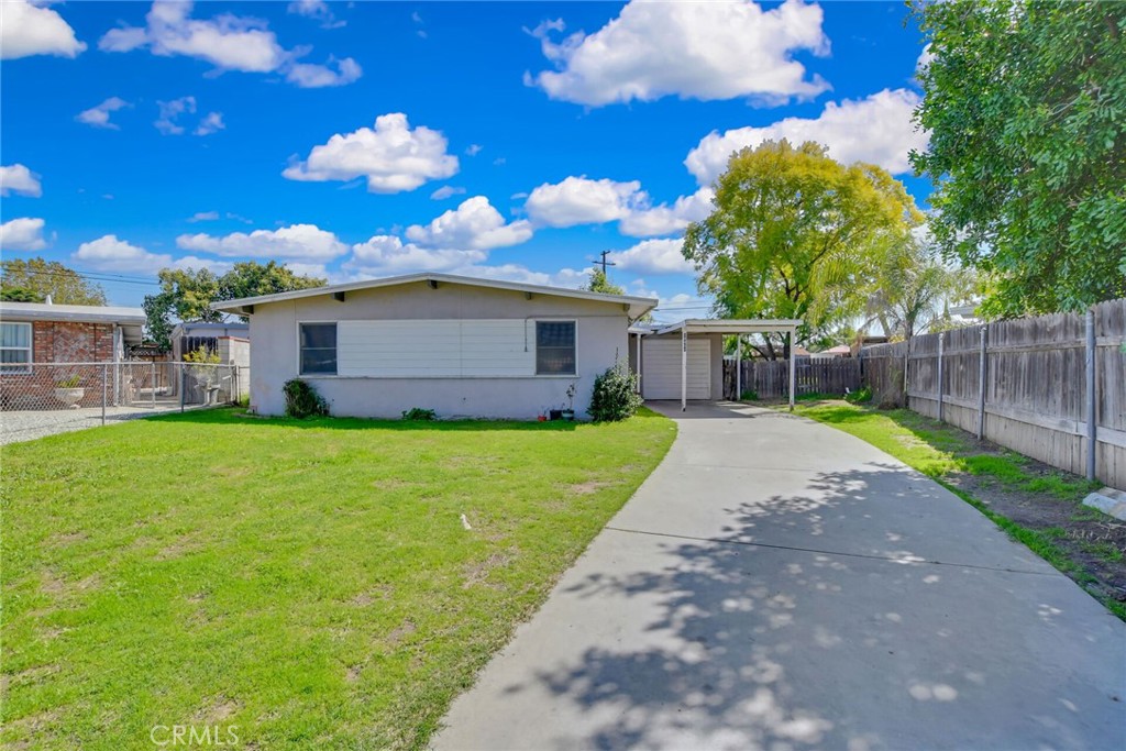 18454 E Bellefont Drive