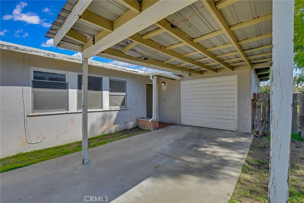 18454 E Bellefont Drive