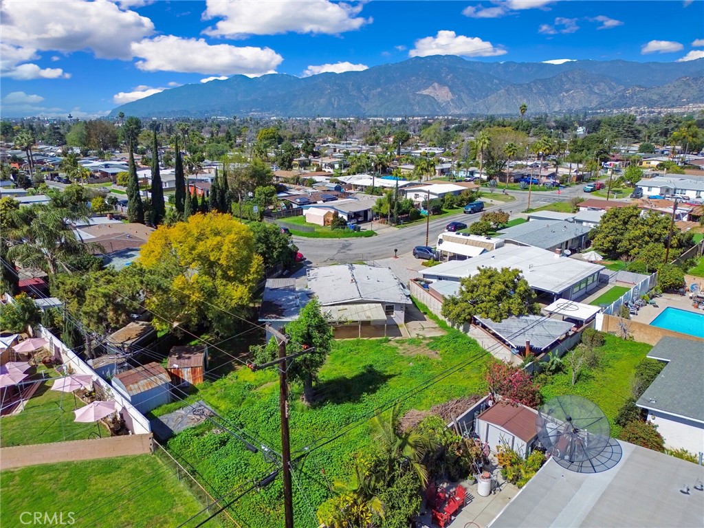 18454 E Bellefont Drive
