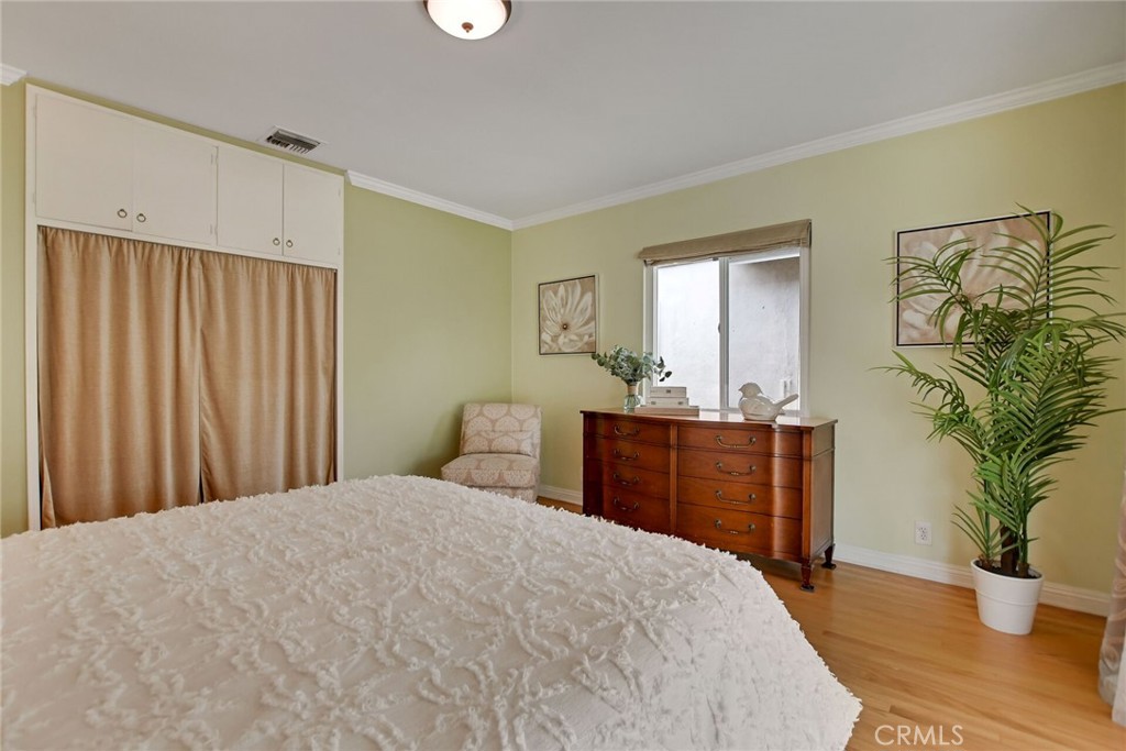 9163 Southview Road