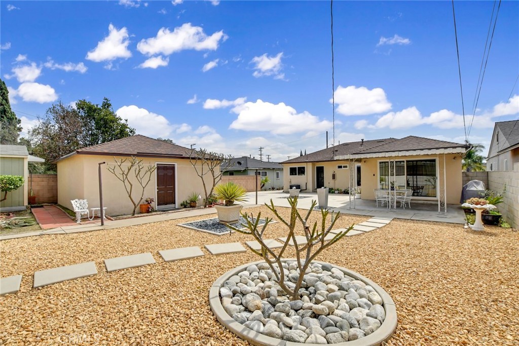 9163 Southview Road