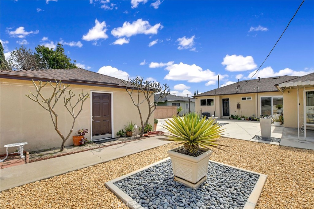 9163 Southview Road
