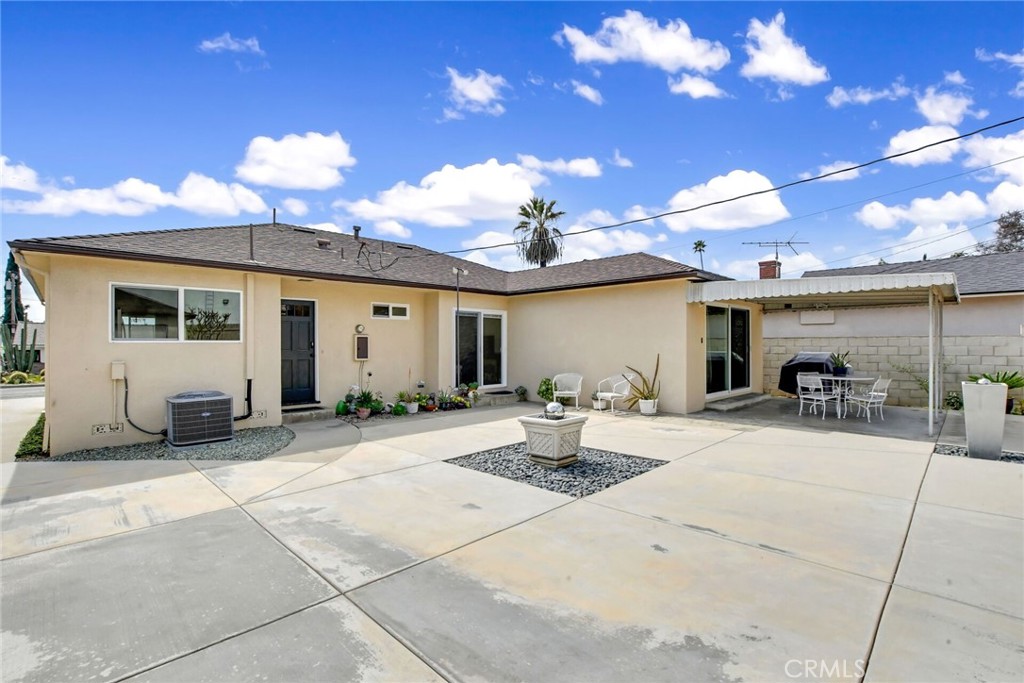 9163 Southview Road