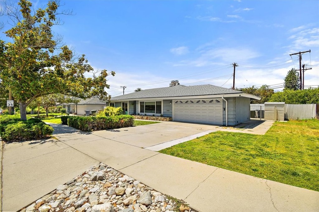 1673 N Mountain Avenue