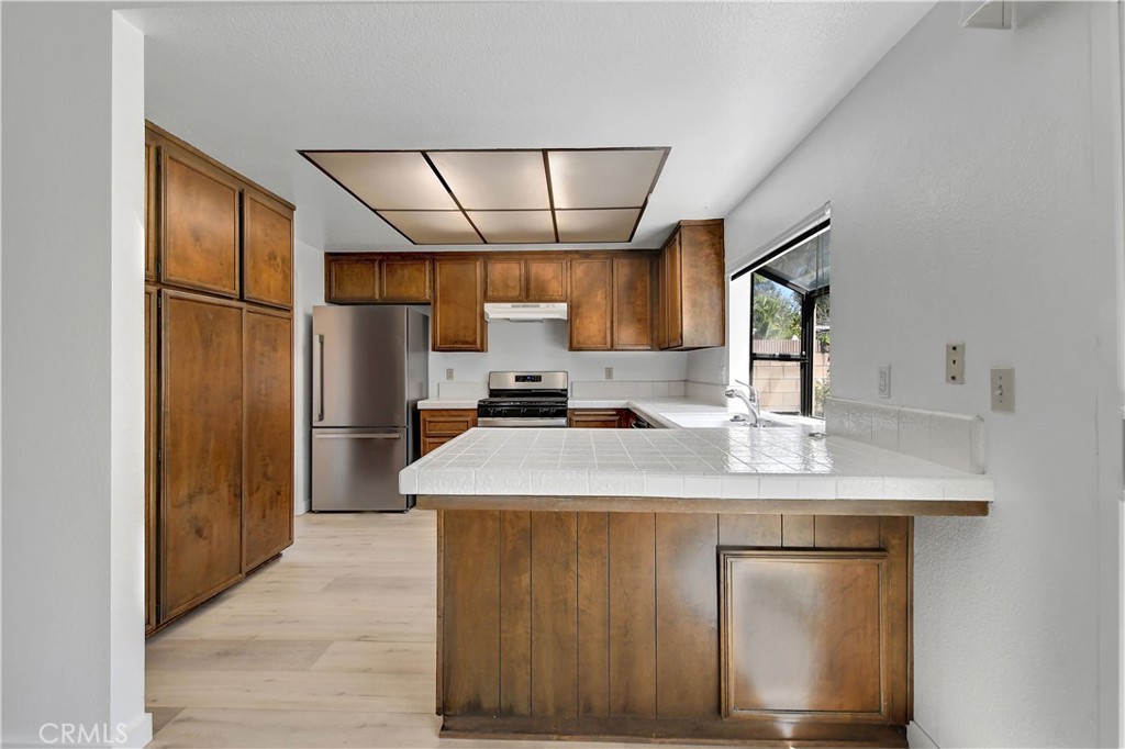 450 Balboa Court