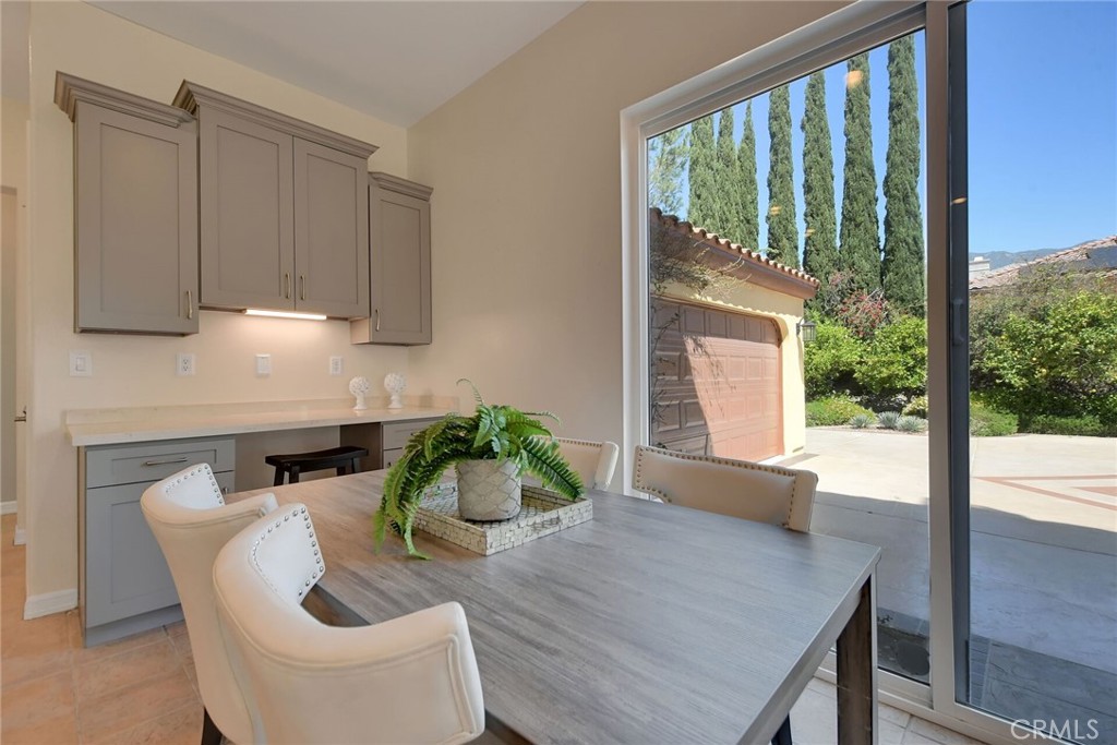 6179 Golden Trails Avenue