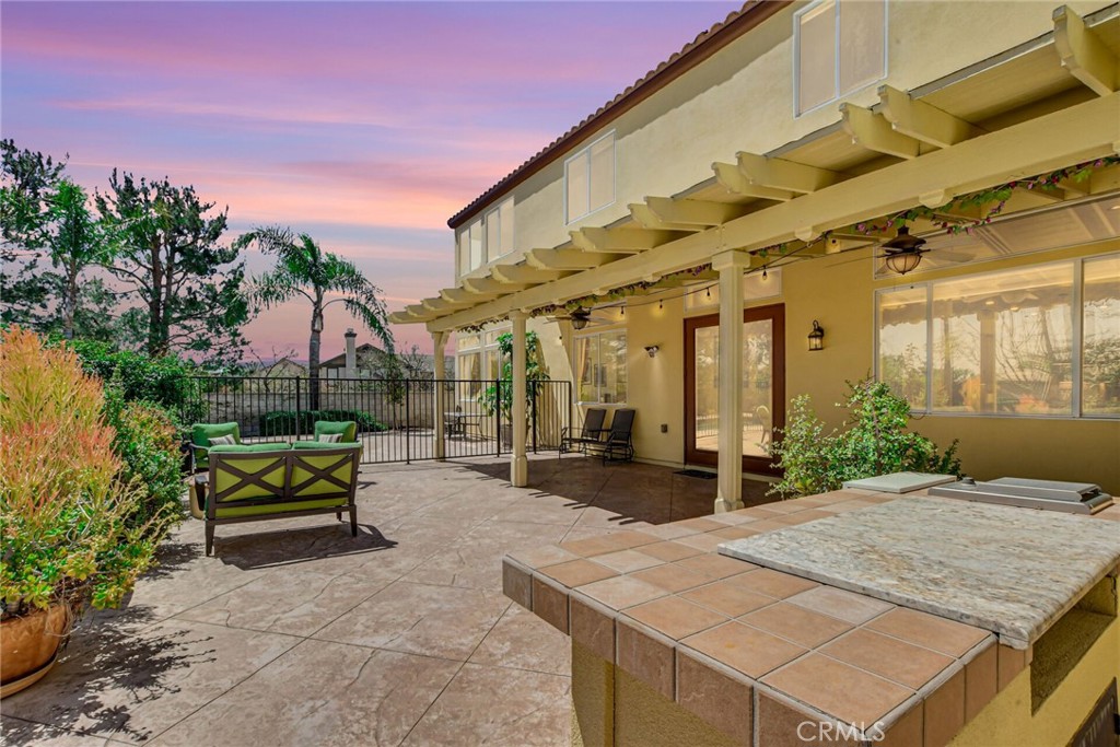 6179 Golden Trails Avenue