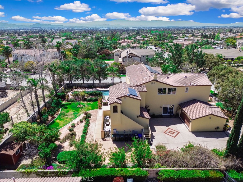 6179 Golden Trails Avenue