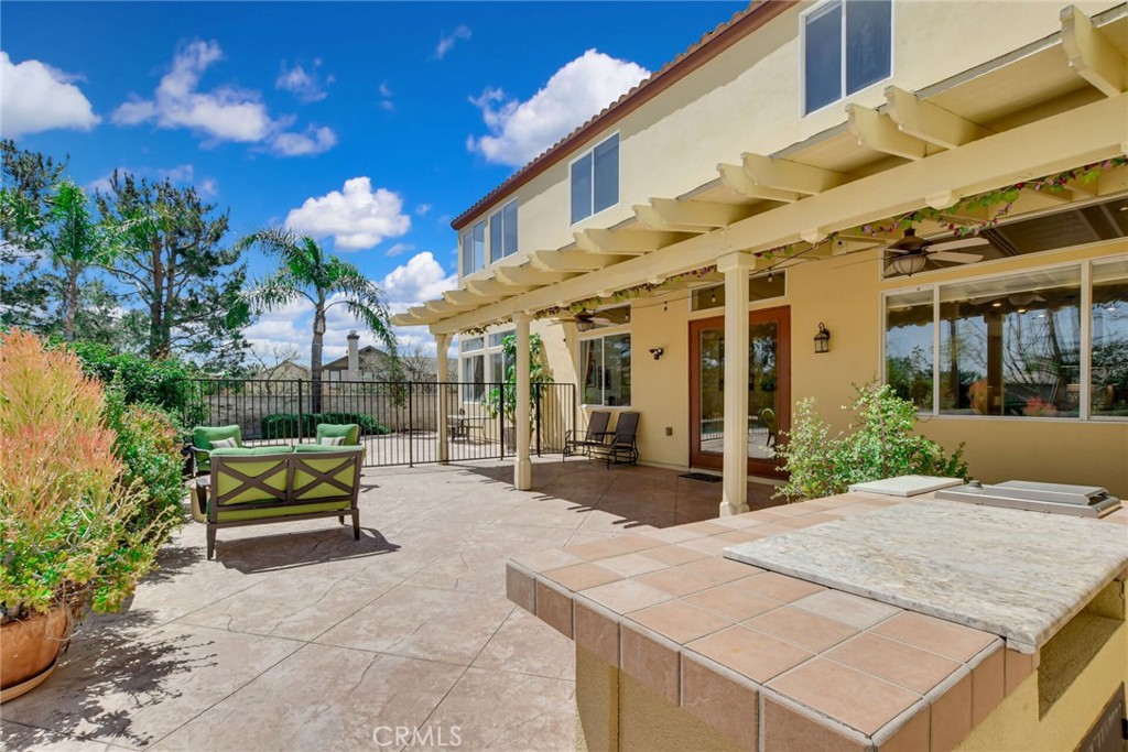 6179 Golden Trails Avenue