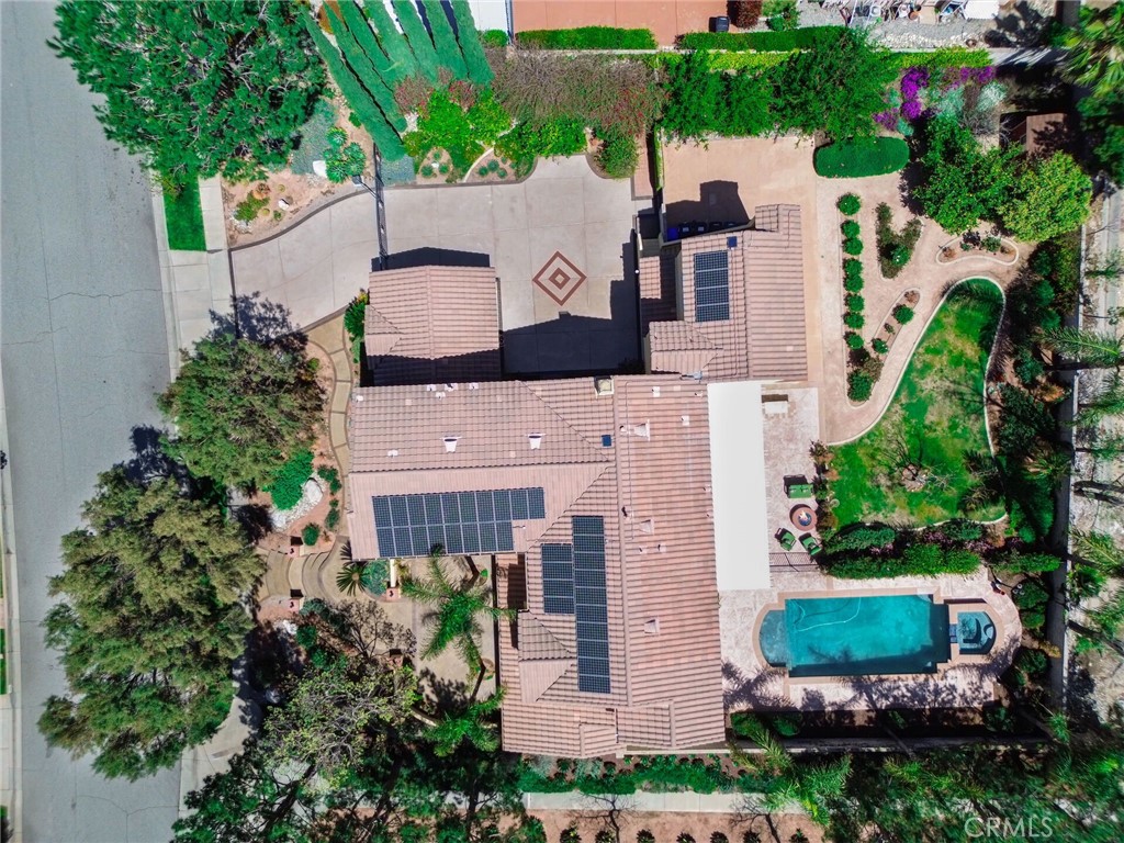 6179 Golden Trails Avenue