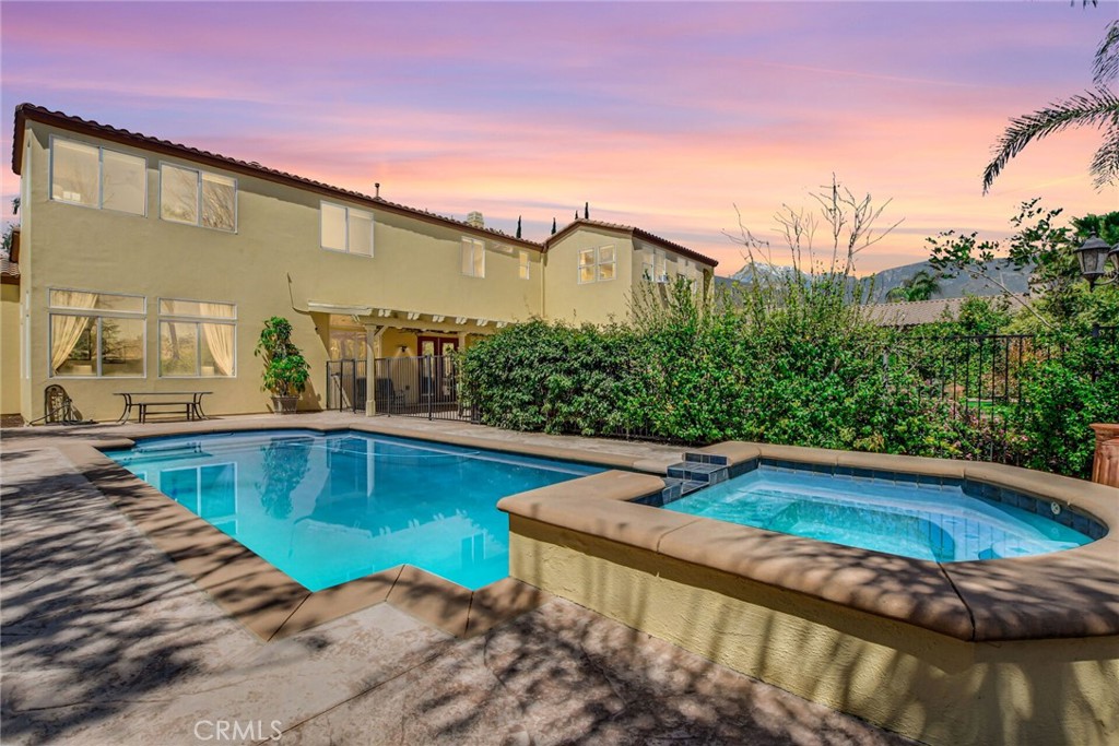 6179 Golden Trails Avenue