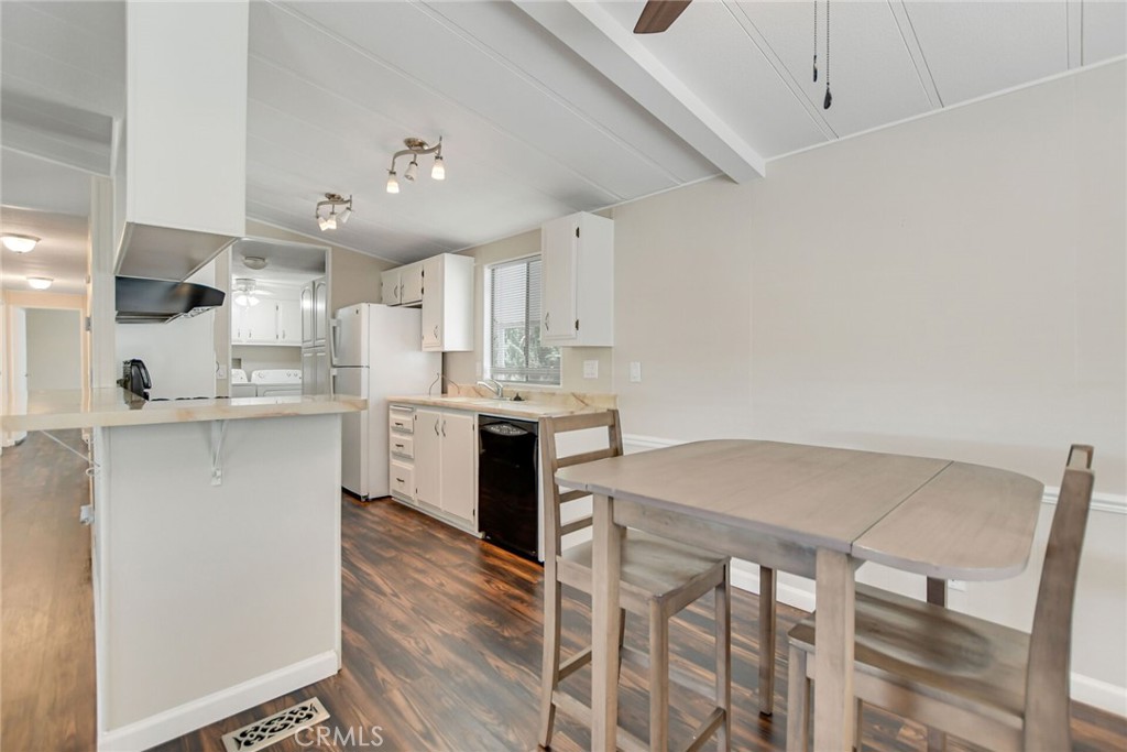 23820 Ironwood Avenue 171