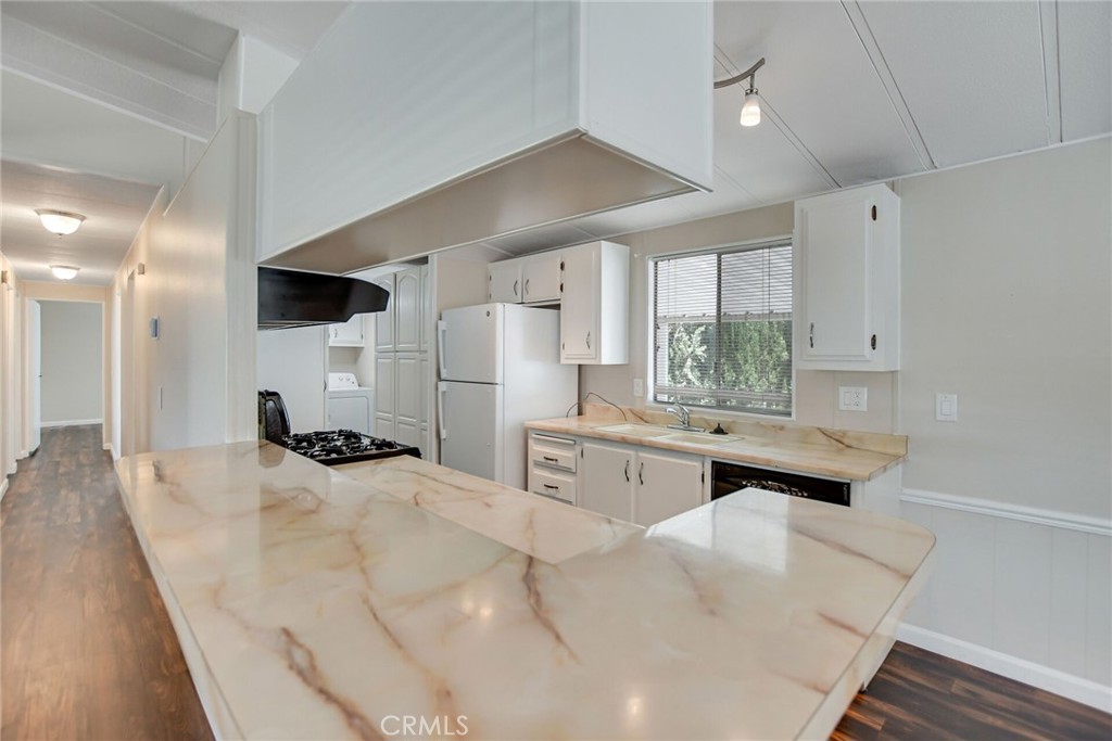 23820 Ironwood Avenue 171