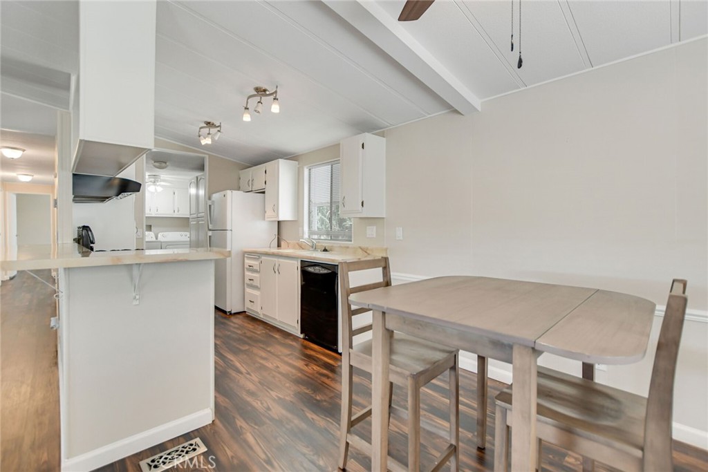 23820 Ironwood Avenue 171