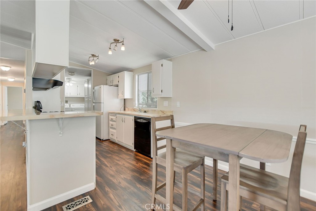 23820 Ironwood Avenue 171