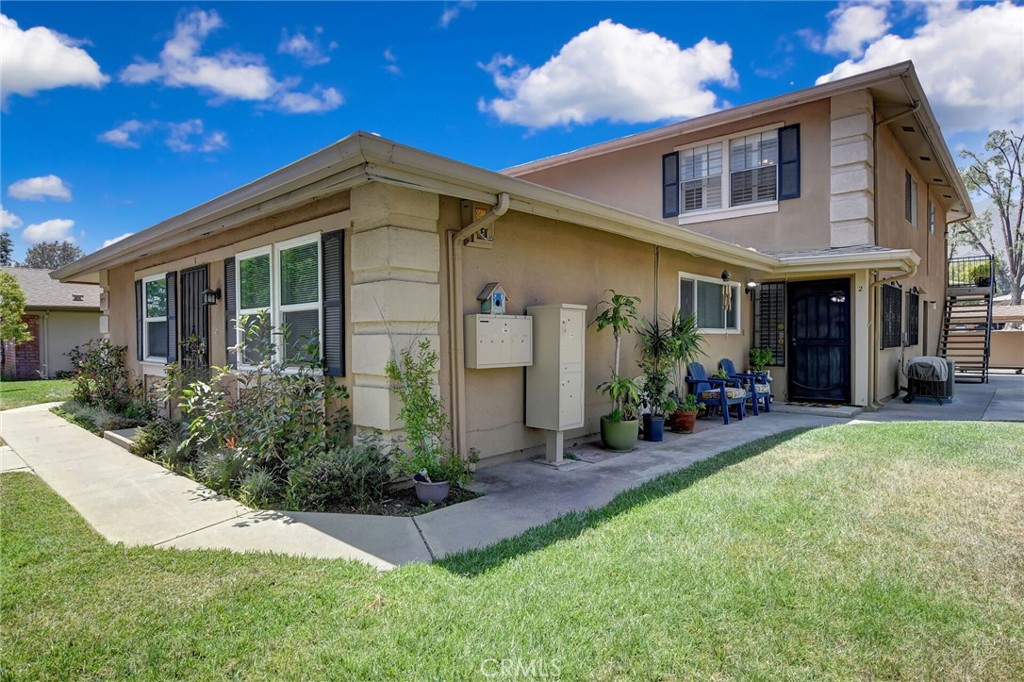 975 W Calle De Cielo 2