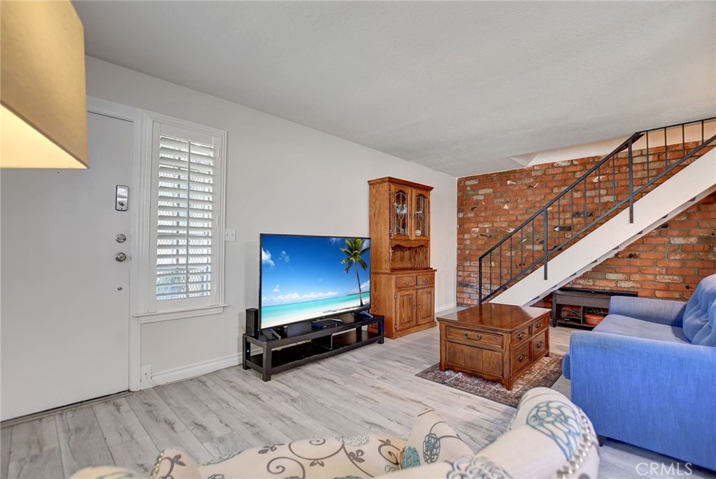 975 W Calle De Cielo 2