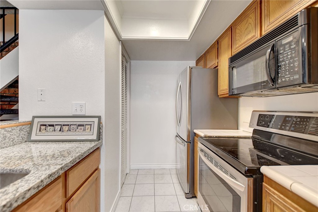 975 W Calle De Cielo 2