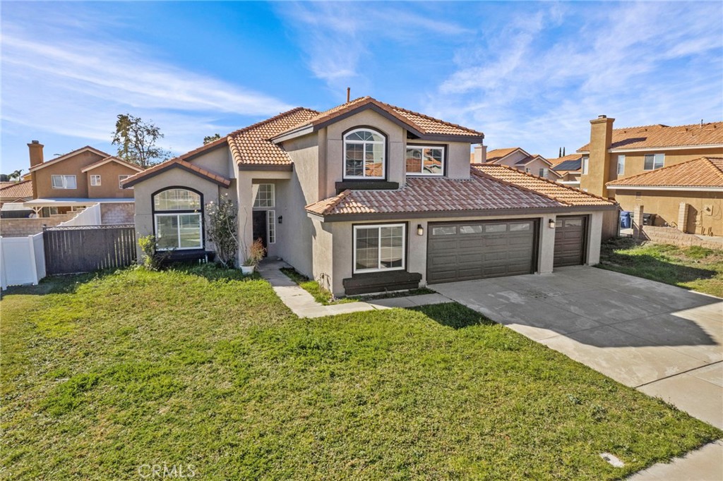 2411 W Calle Celeste Drive
