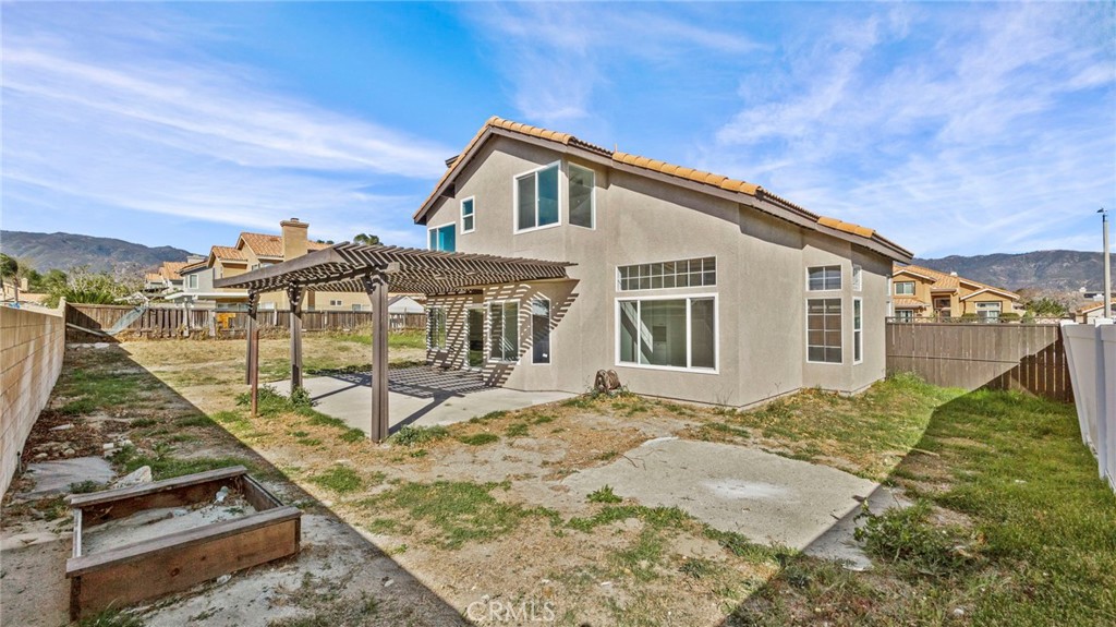 2411 W Calle Celeste Drive