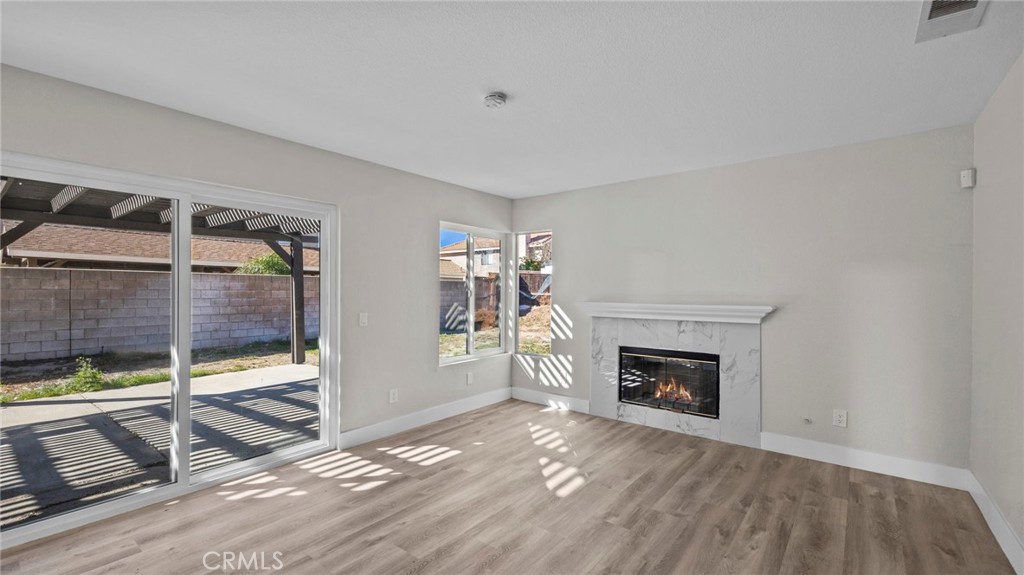 2411 W Calle Celeste Drive