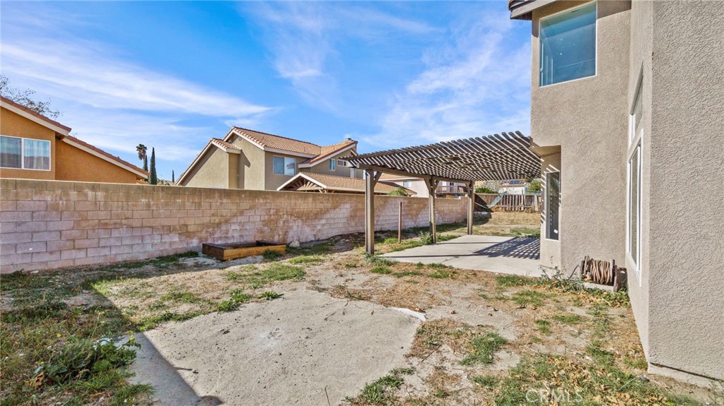 2411 W Calle Celeste Drive