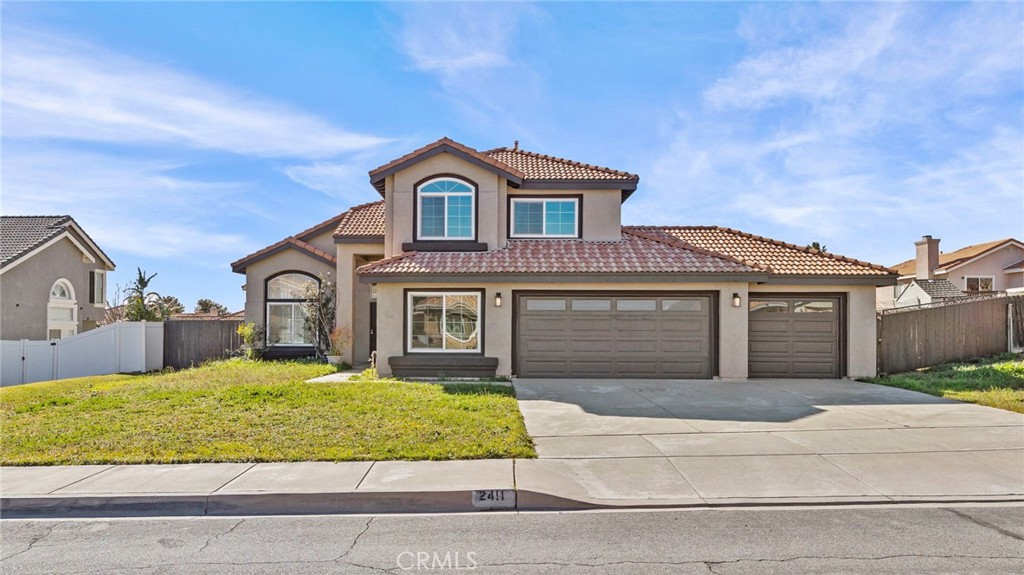 2411 W Calle Celeste Drive