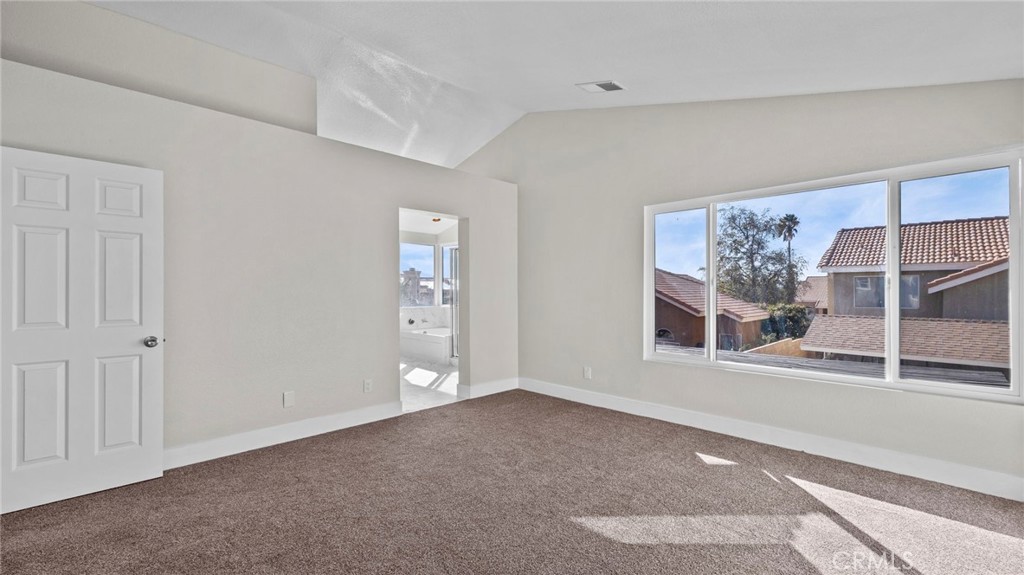 2411 W Calle Celeste Drive
