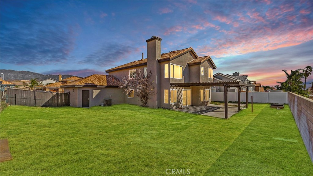 2411 W Calle Celeste Drive