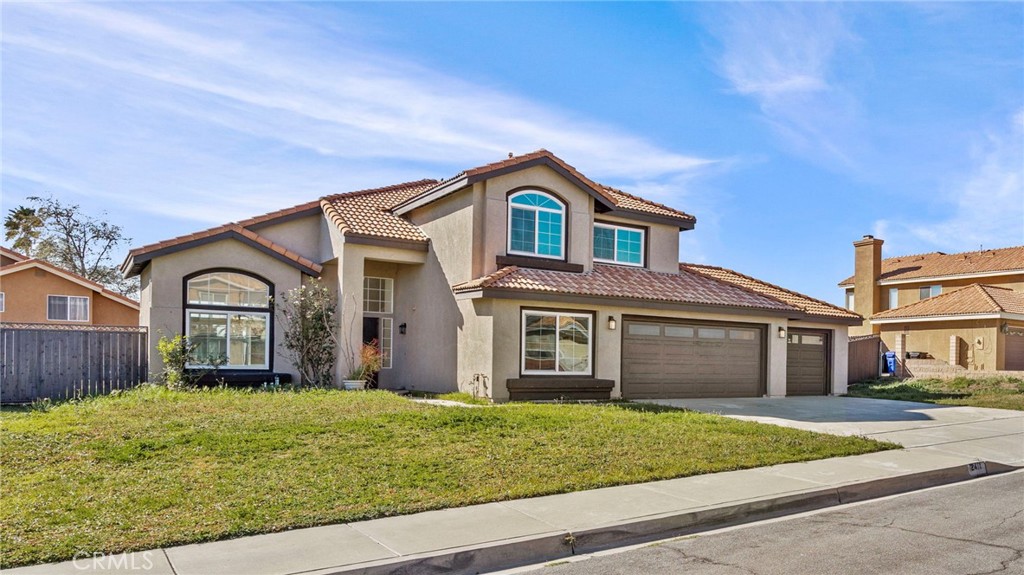 2411 W Calle Celeste Drive