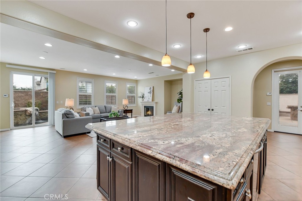 1758 Patassi Way