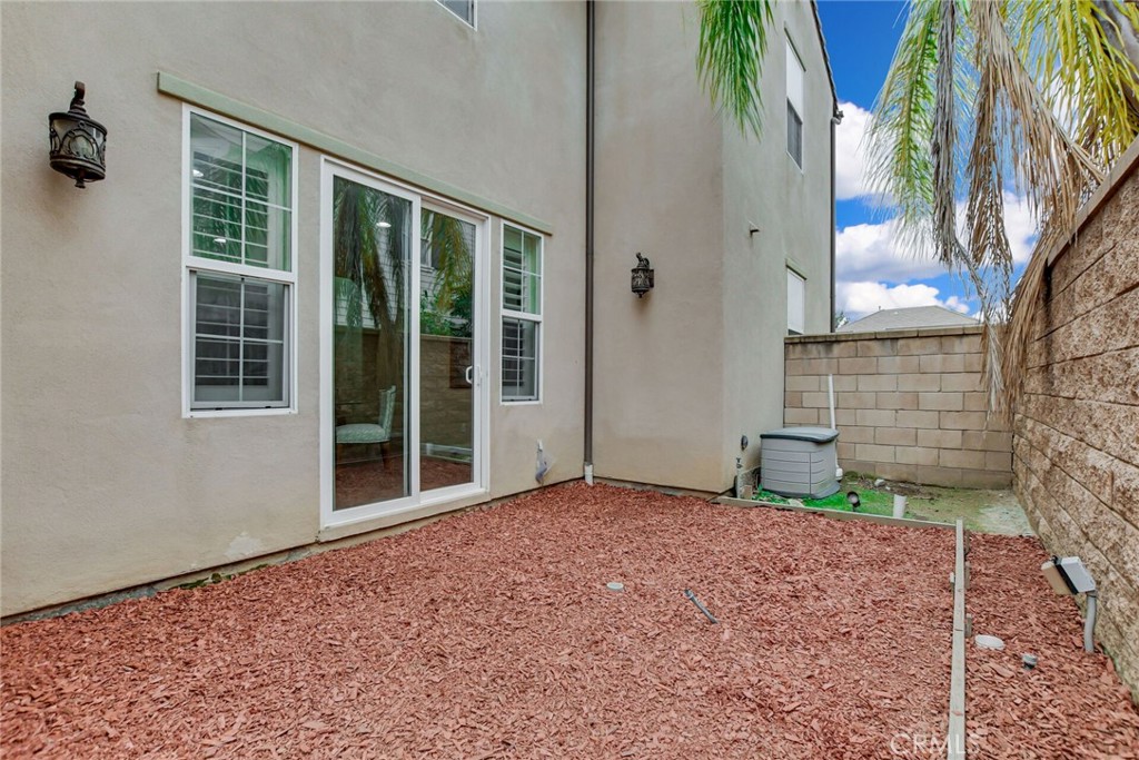 1758 Patassi Way