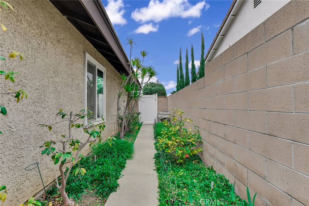 1132 Claraday Street