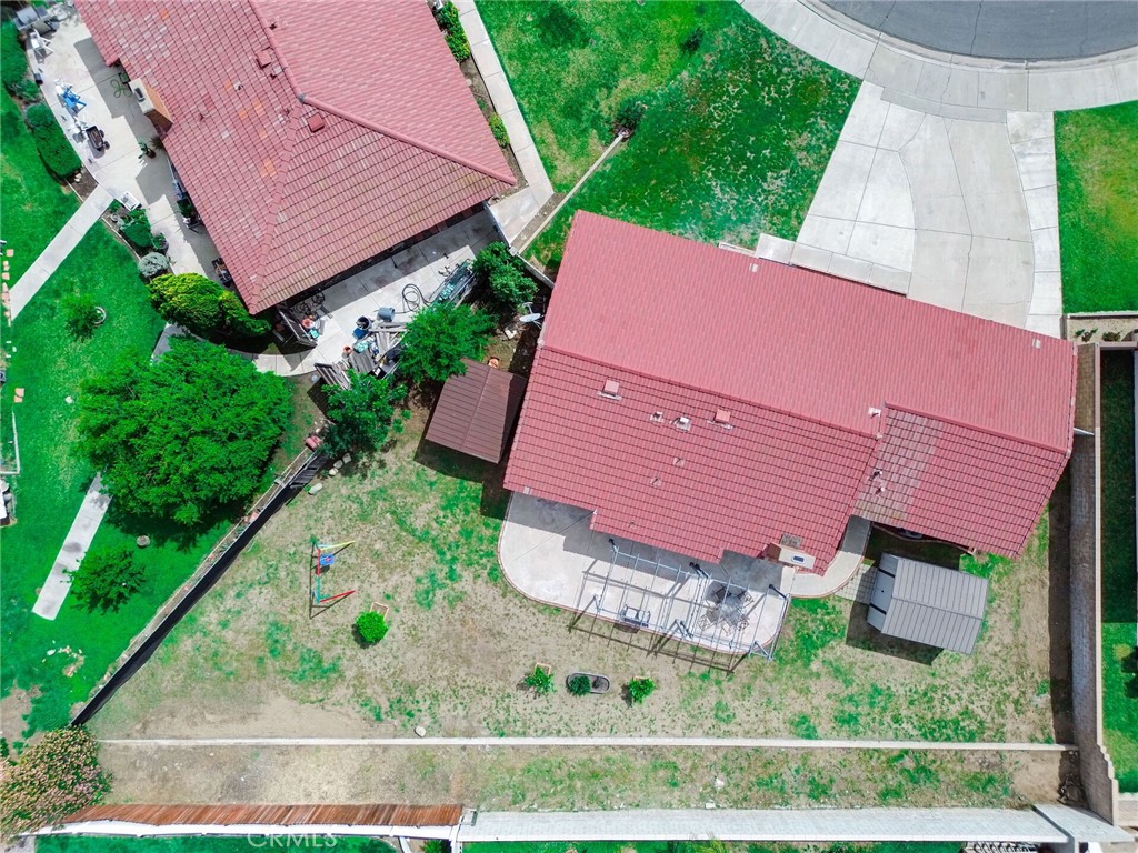 1014 W Pinedale Avenue