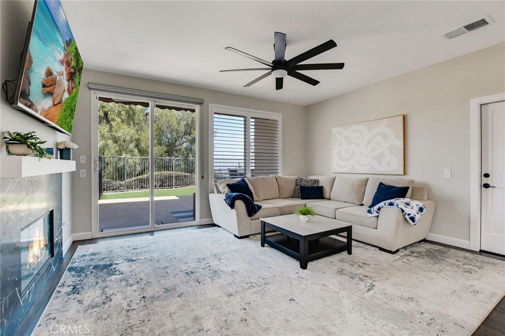 3306 Rochelle Lane