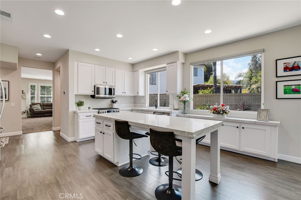 3306 Rochelle Lane