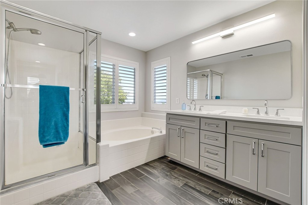 3306 Rochelle Lane