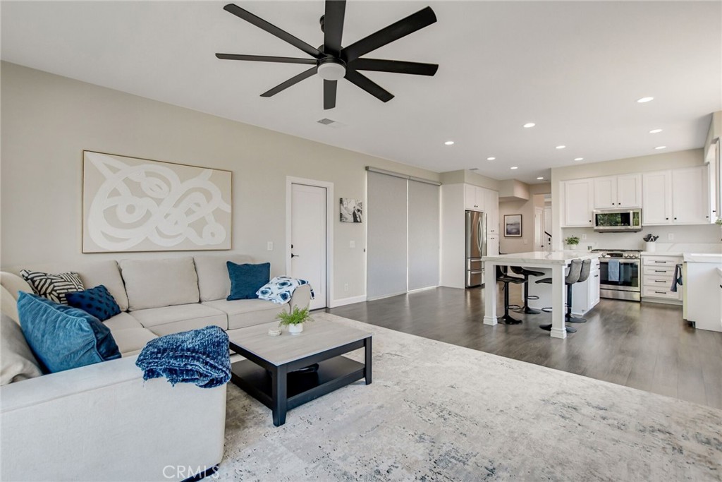 3306 Rochelle Lane
