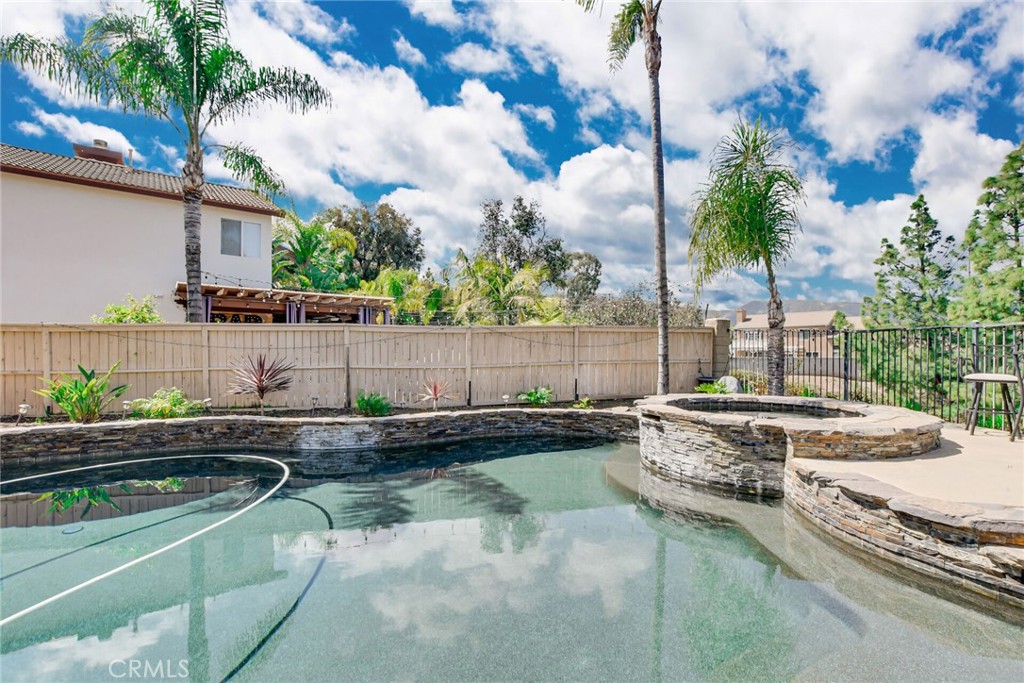 3306 Rochelle Lane
