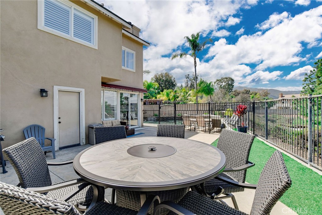 3306 Rochelle Lane