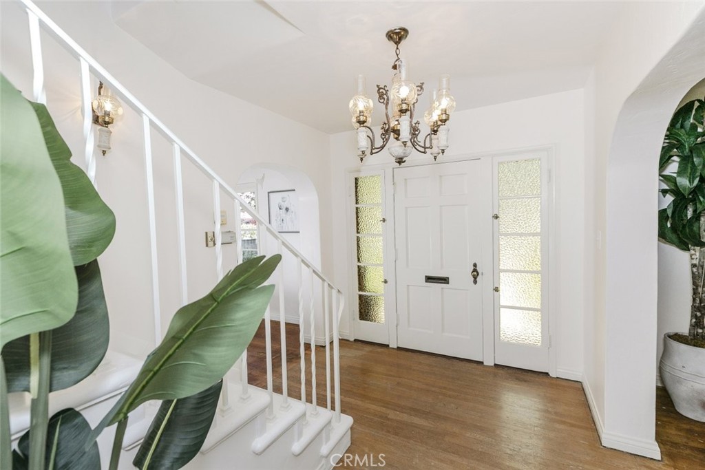 515 N Vista Bonita Avenue