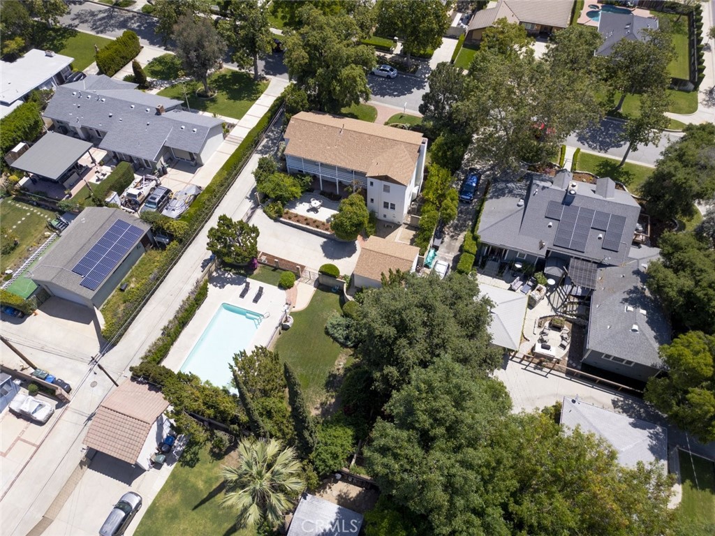 515 N Vista Bonita Avenue