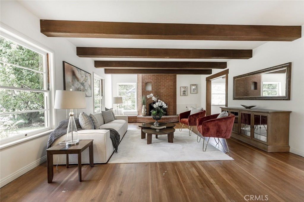 515 N Vista Bonita Avenue
