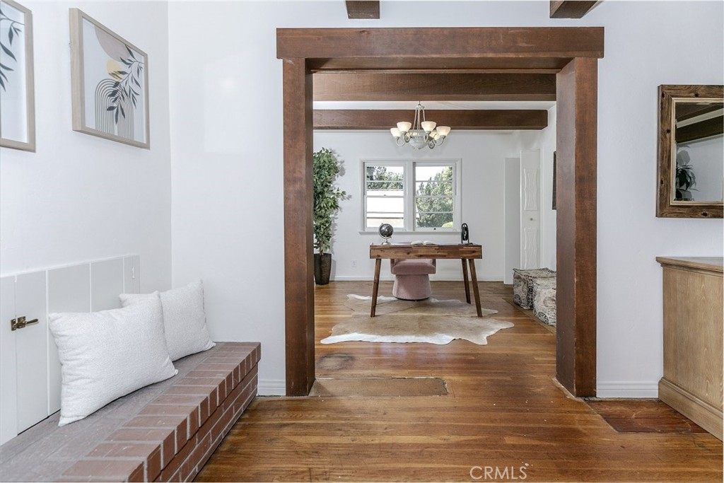 515 N Vista Bonita Avenue