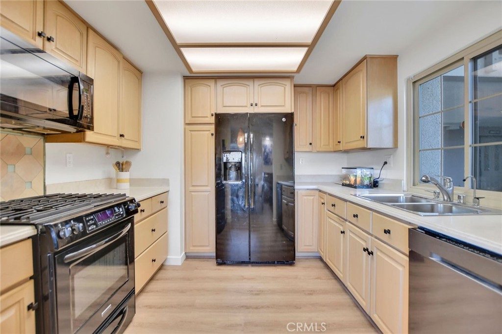 8866 Tulare Drive 301C