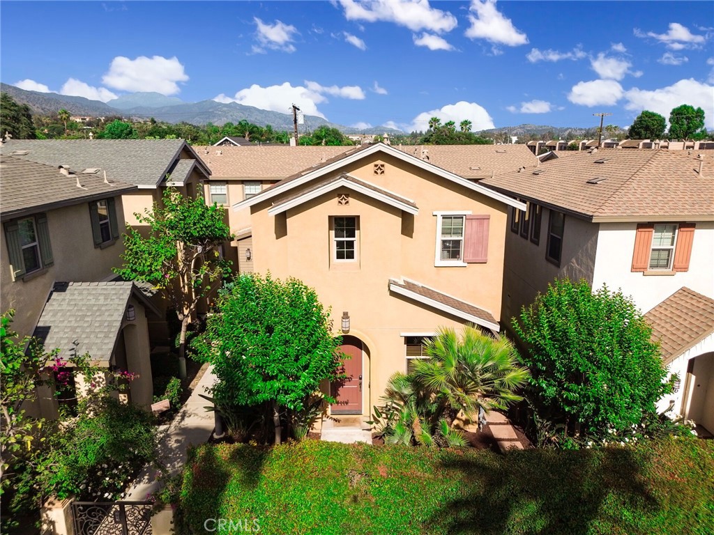 908 N Alameda Avenue