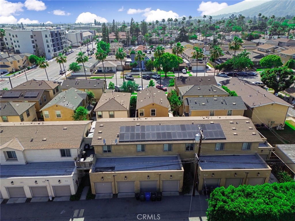 908 N Alameda Avenue