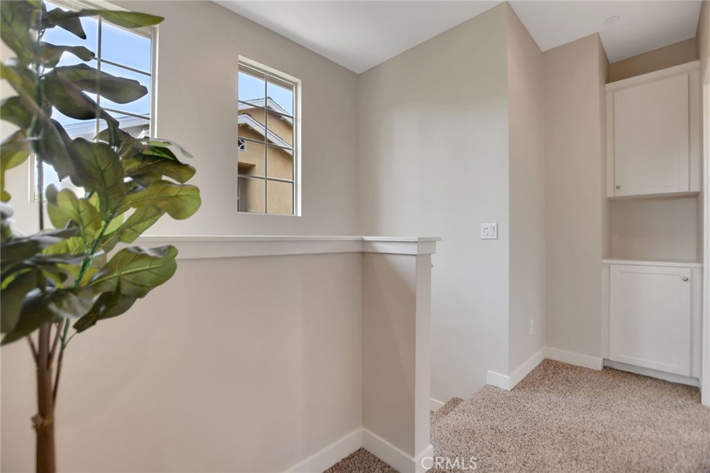908 N Alameda Avenue